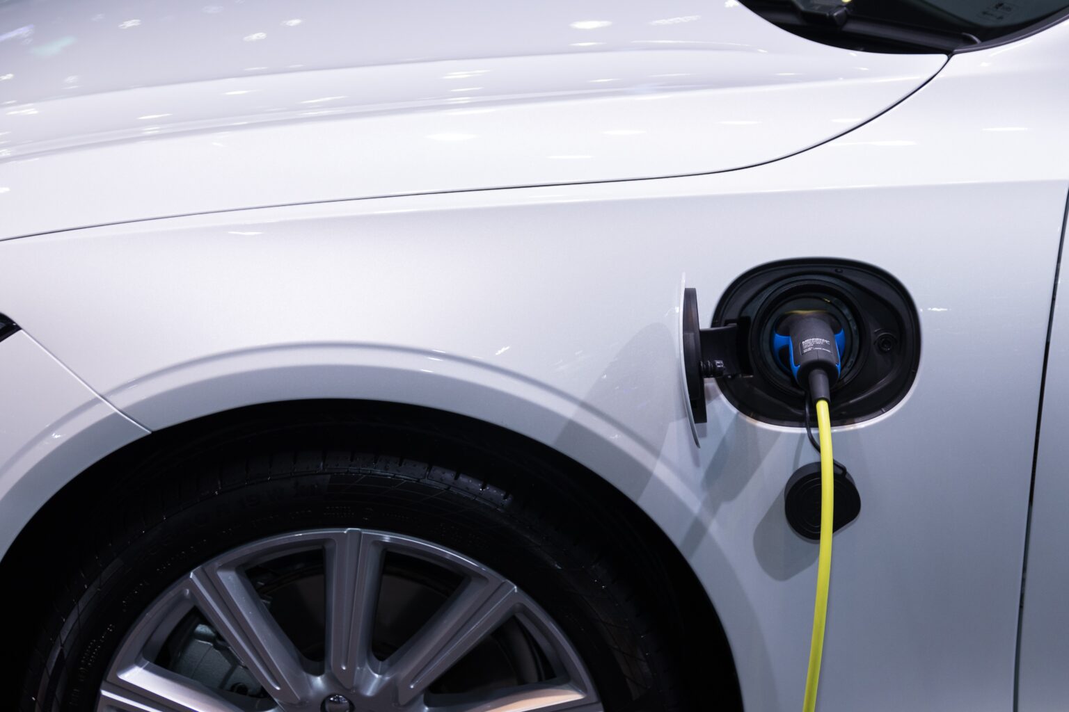 Obtaining insurance for Electric Vehicles (EVs) in the UK - Specialists in home and motor ...